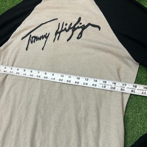 Vintage Tommy Hilfiger Raglan Long Sleeve - Picture 2 of 4